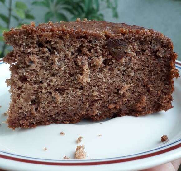 Singhada (Water Chestnut) and Dates Cake